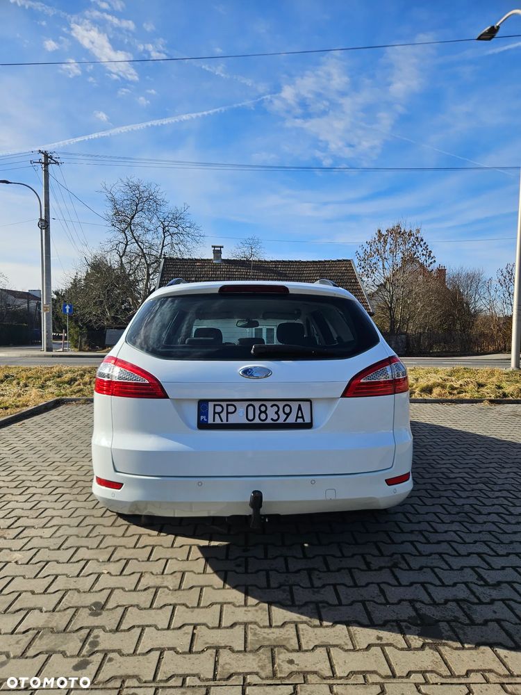 Ford Mondeo 2.0 TDCi Ghia - 5