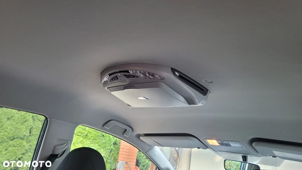 Toyota Verso 1.6 7-Sitzer Comfort - 19