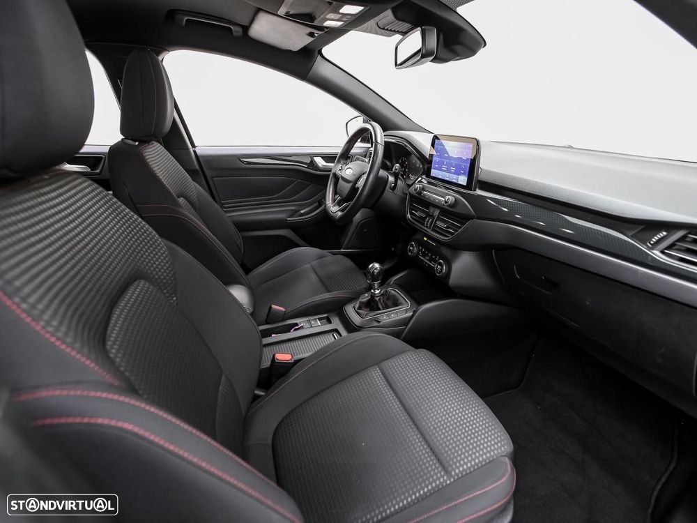 Ford Focus 1.5 TDCi EcoBlue ST-Line - 10