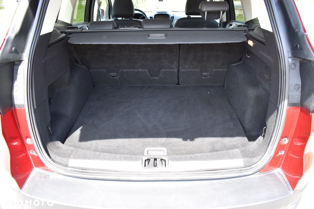 Ford Kuga 2.0 TDCi AWD Titanium - 11