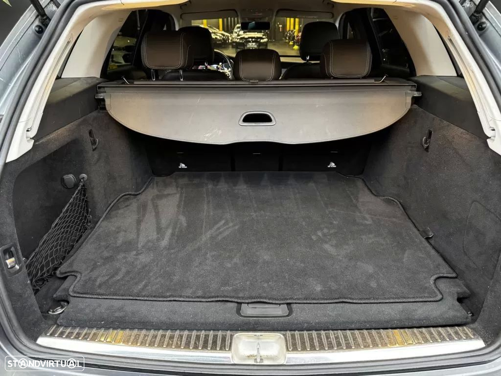 Mercedes-Benz C 200 - 36