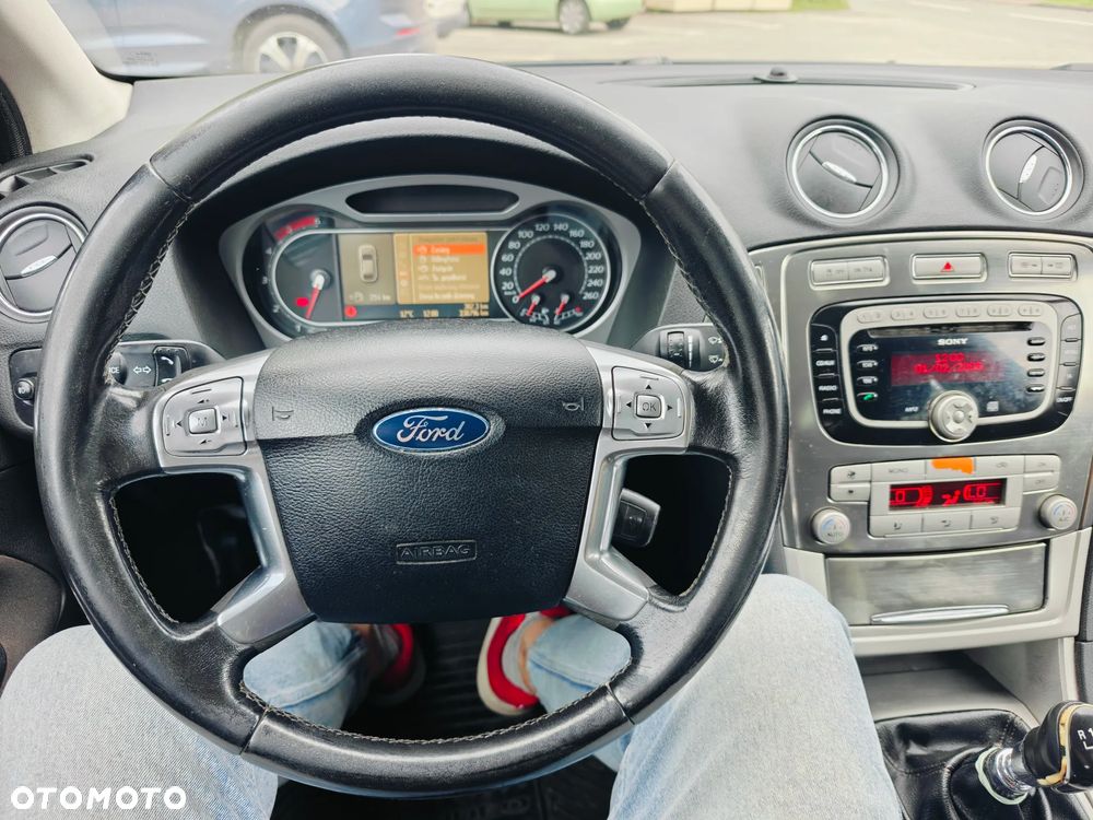 Ford Mondeo 1.8 TDCi Titanium - 18