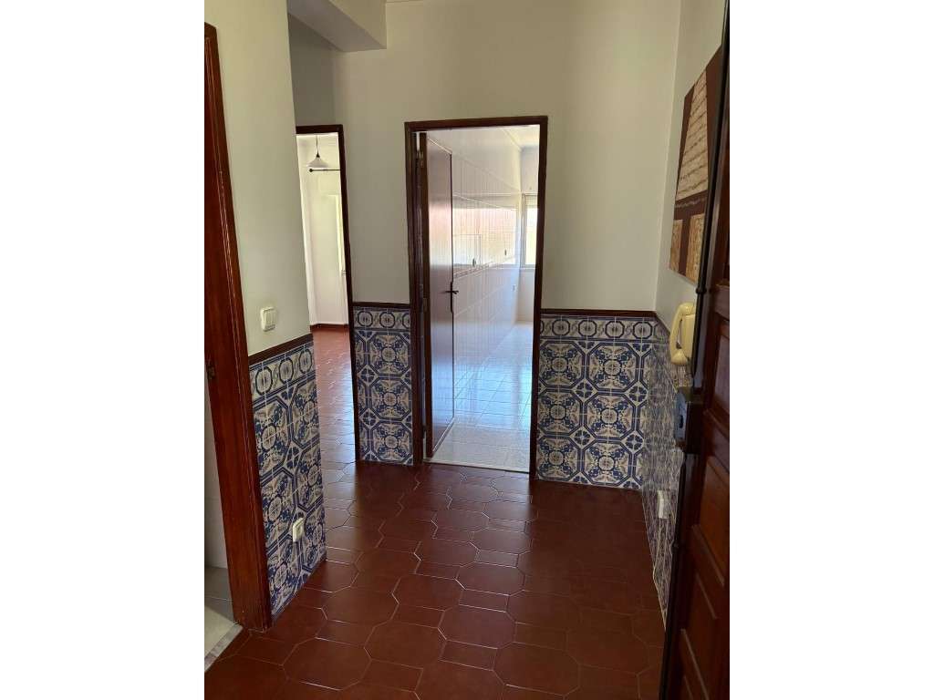 Arrendamento - Apartamento T3 em Massamá | Excelente Localização - Grande imagem: 5/30