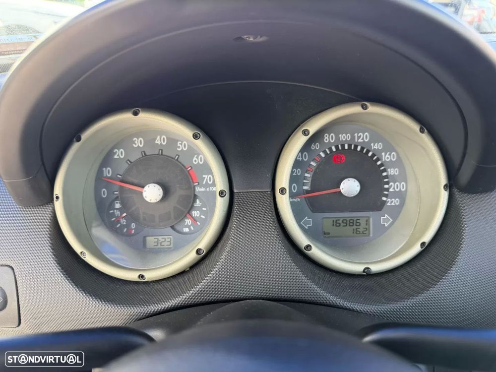 VW Polo 1.0 Conceptline - 6