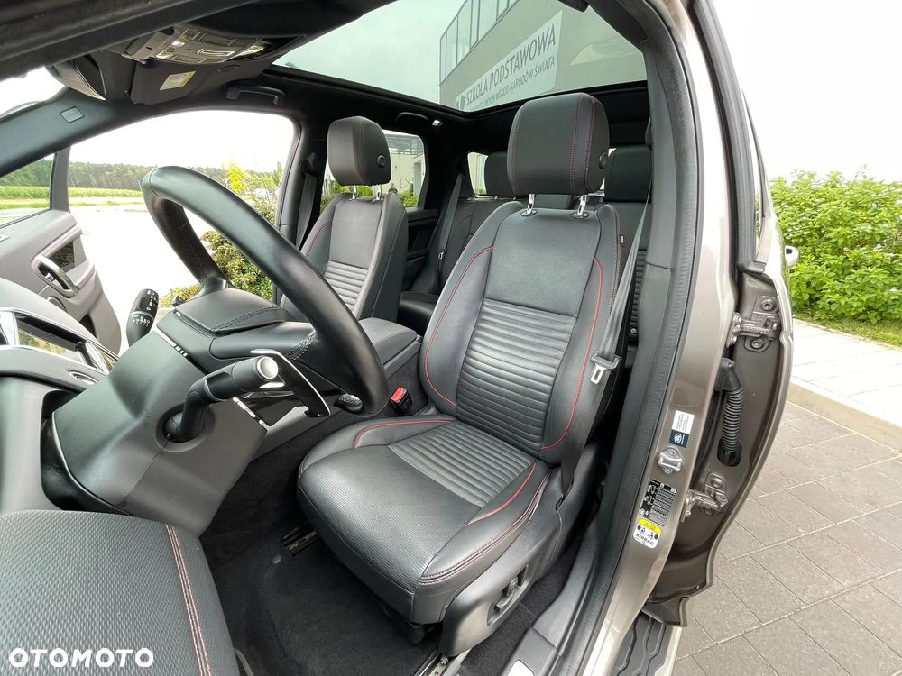 Land Rover Discovery Sport 2.0 D200 mHEV R-Dynamic SE - 21