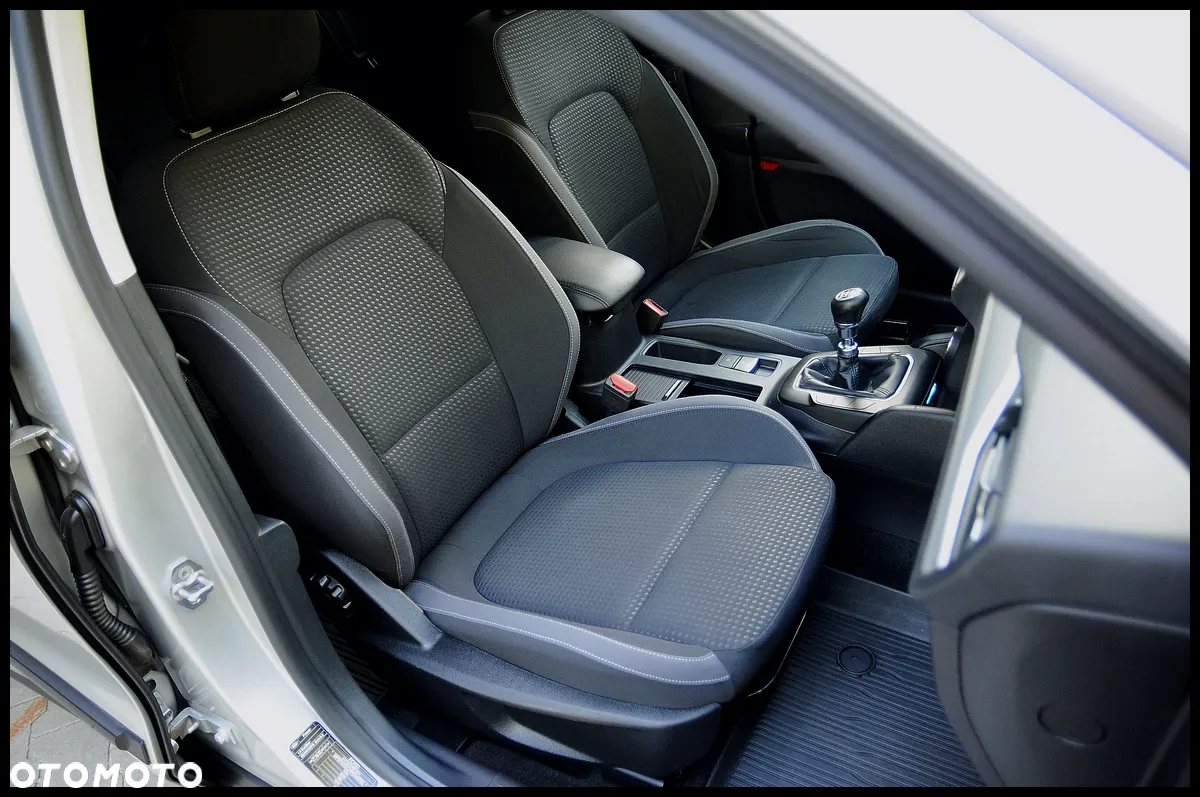 Ford Focus - 28
