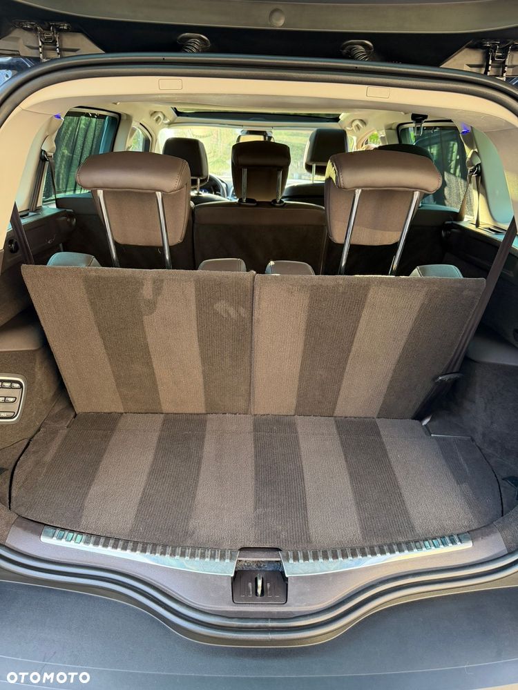 Renault Espace 1.6 dCi Energy Initiale Paris EDC 7os - 27