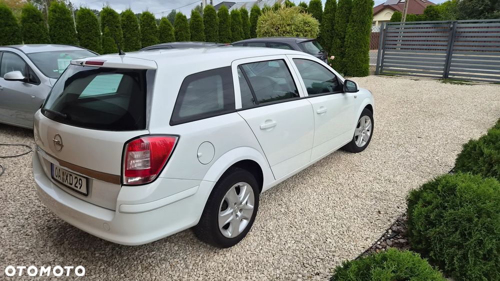 Opel Astra 1.8 Innovation - 14