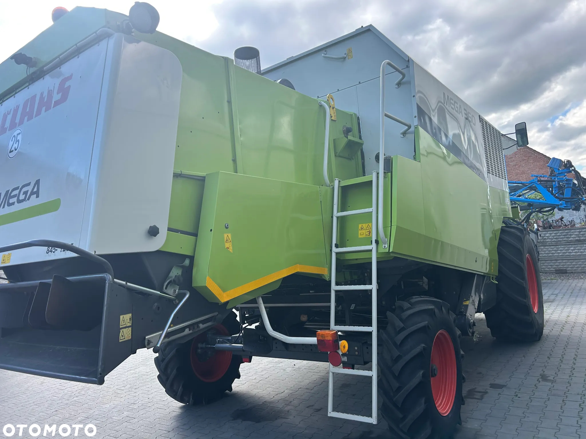 Claas Mega 360 - 6