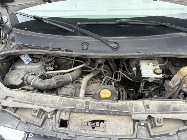 Nissan NV400 - 19