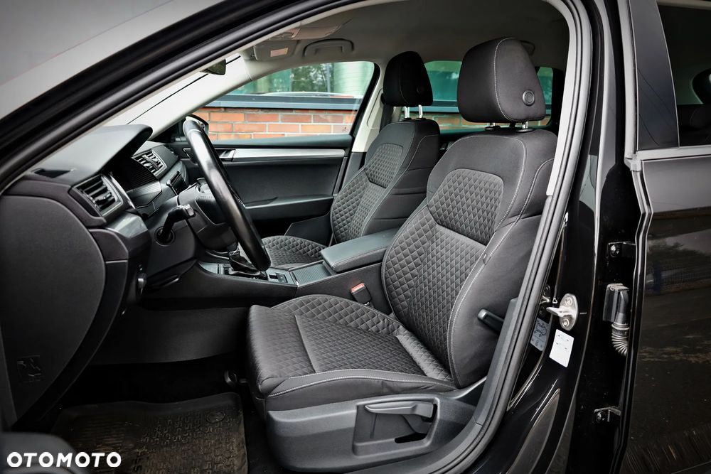 Skoda Superb 2.0 TDI SCR Ambition DSG - 26