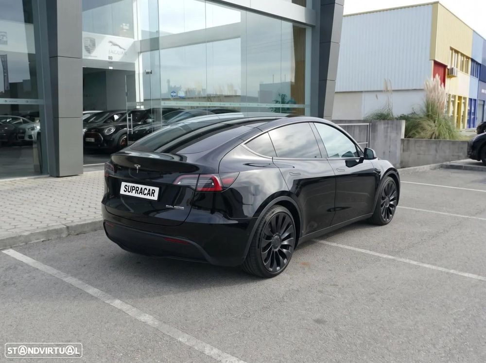Tesla Model Y Performance Dual Motor AWD — photo 2