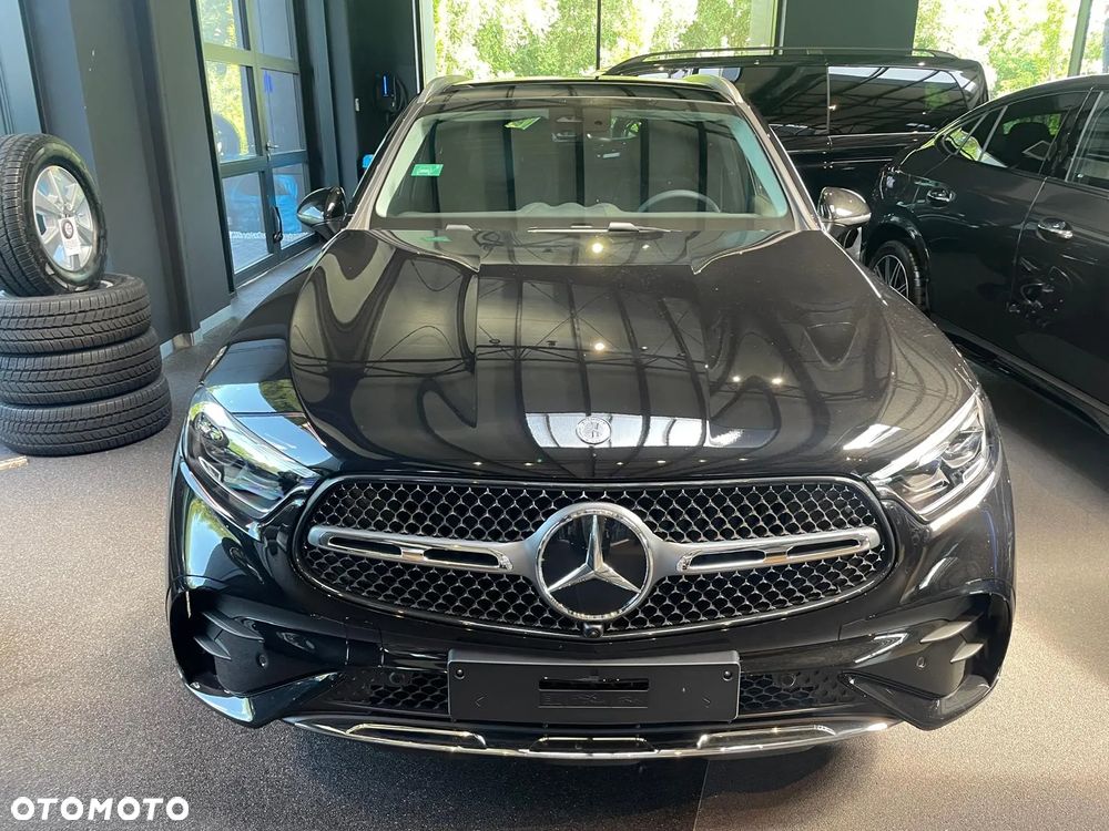 Mercedes-Benz GLC - 2