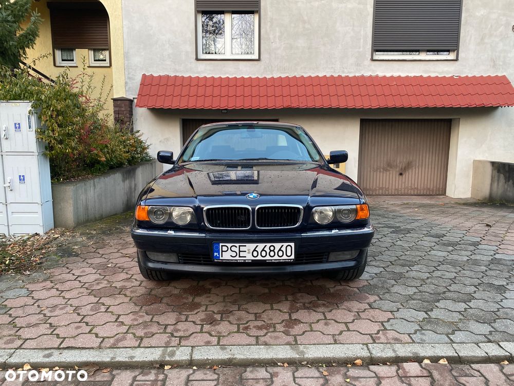 BMW Seria 7 - 2