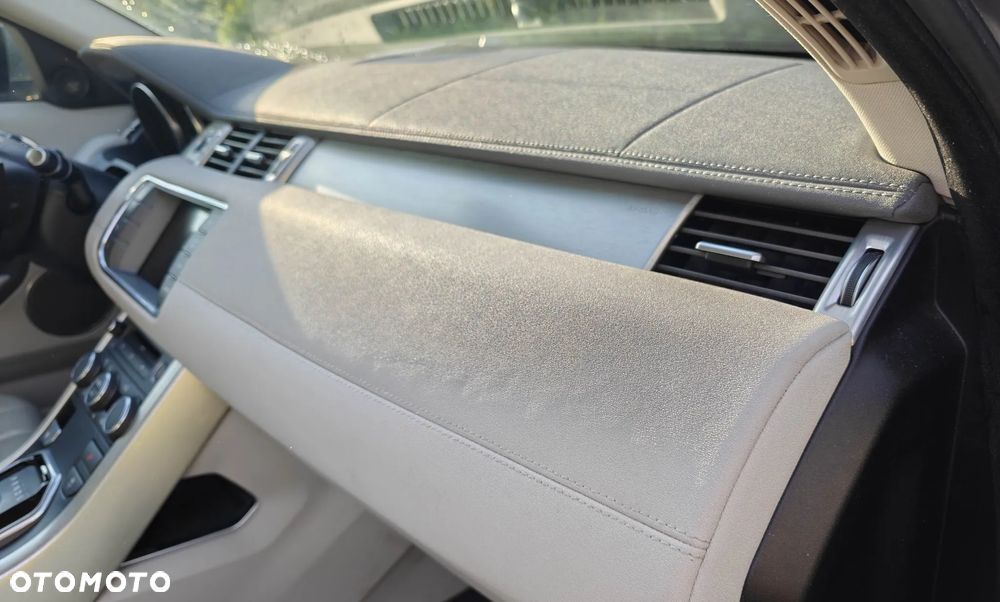 Land Rover Range Rover Evoque 2.0Si4 Dynamic - 30