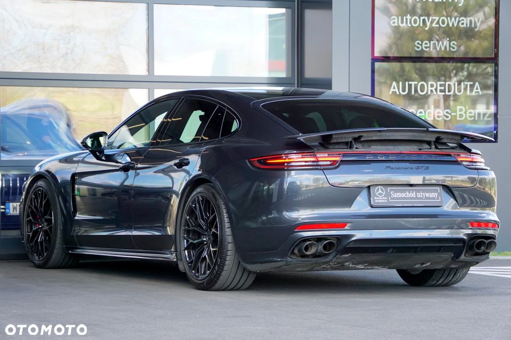 Porsche Panamera GTS - 8