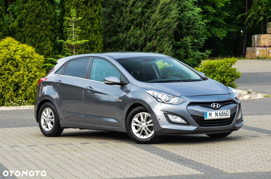 Hyundai i30 blue 1.6 CRDi Trend - 25