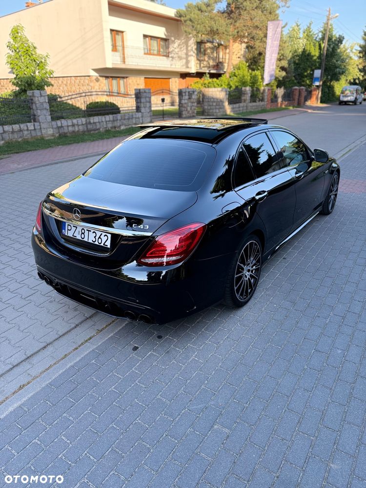 Mercedes-Benz Klasa C AMG 43 4-Matic - 4