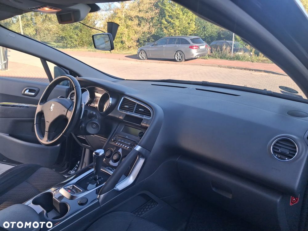 Peugeot 3008 HDi FAP 110 EGS6 Business-Line - 5