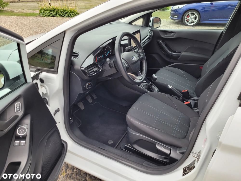 Ford Fiesta 1.0 EcoBoost S&S COOL&CONNECT - 11