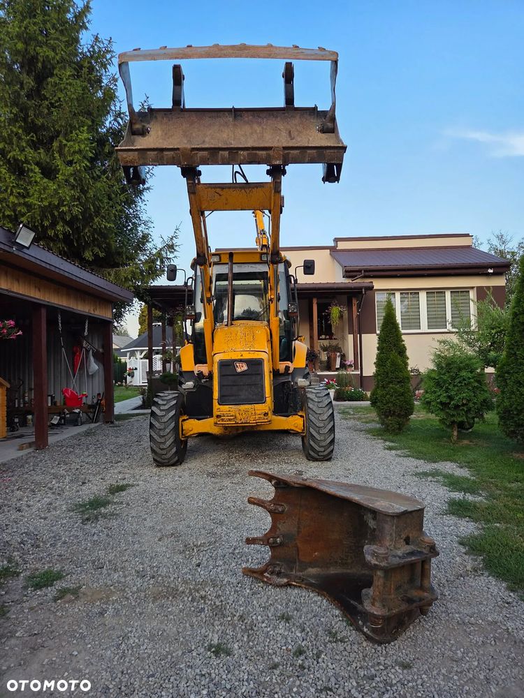 JCB 3CX - 9