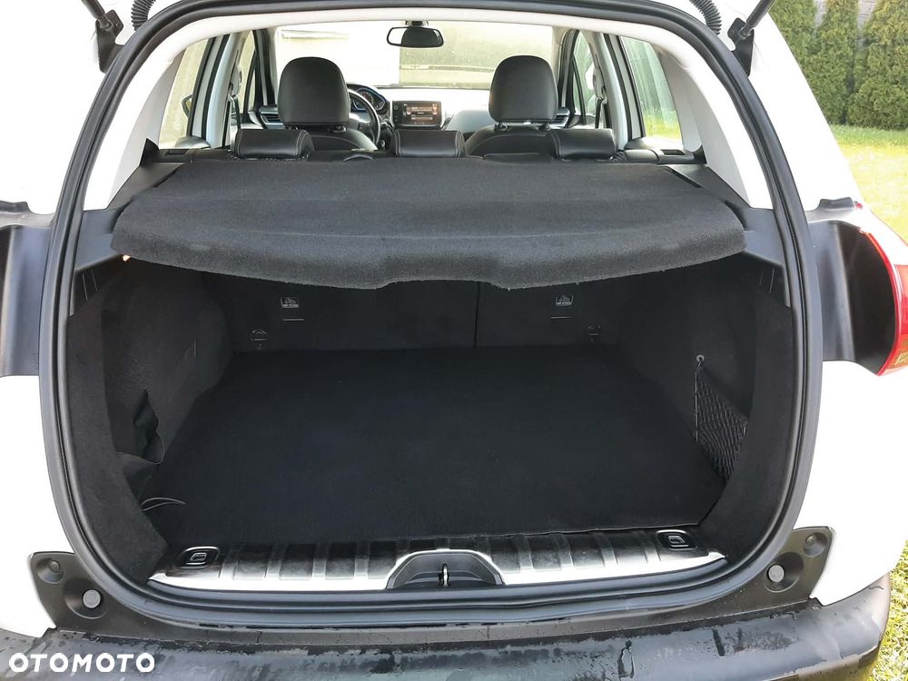 Peugeot 2008 PureTech 110 Stop&Start Allure - 16