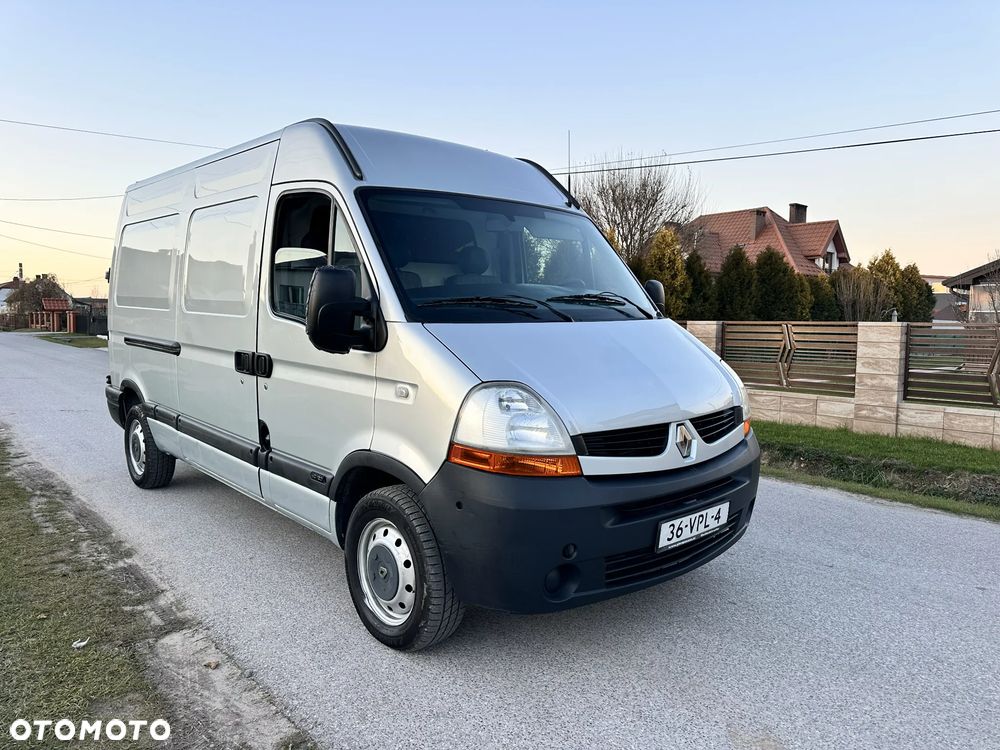Renault Master - 1