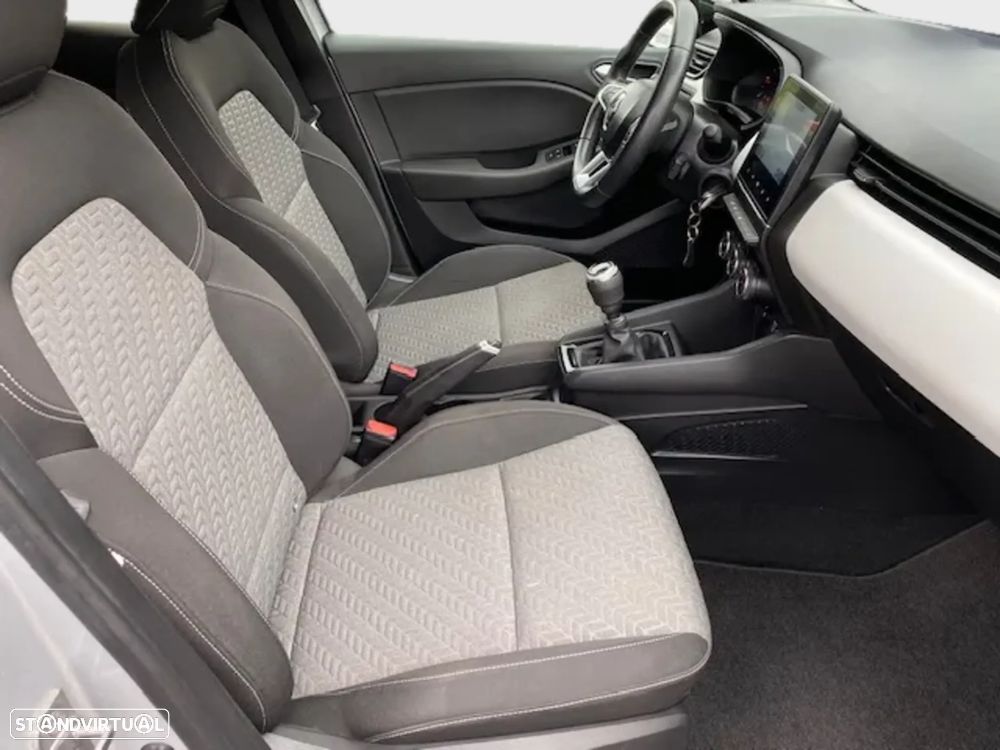Renault Clio 1.5 Blue dCi Evolution - 13