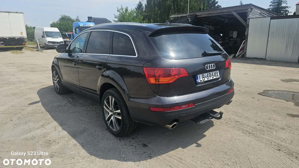 Audi Q7 - 4