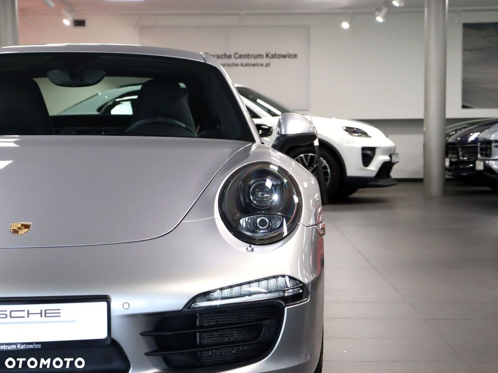 Porsche 911 Carrera 4S PDK - 9