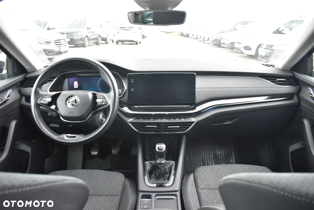 Skoda Octavia 1.5 TSI ACT Style - 23