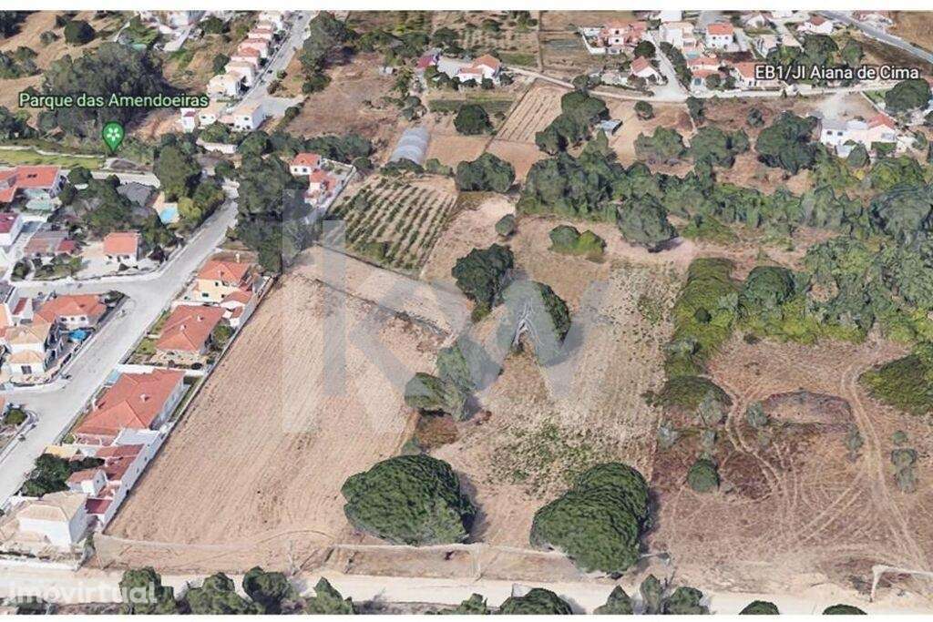 Venda Terreno 9.500m2 urbanizável para duas moradias - Excelente oport - Grande imagem: 5/17