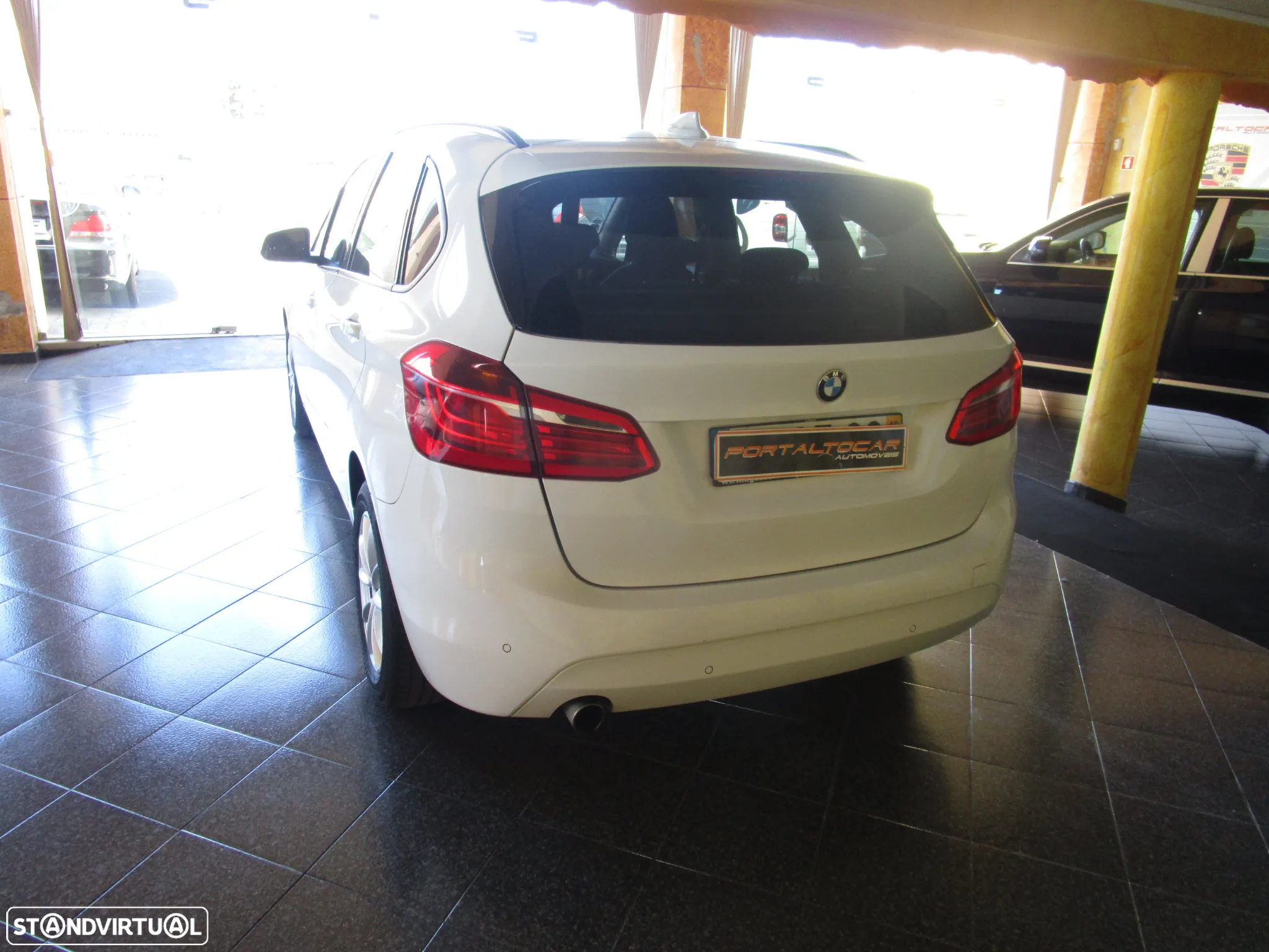BMW 216 Active Tourer d Line Luxury Auto - 7