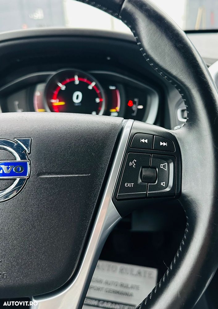 Volvo XC 60 D3 Ocean Race - 31