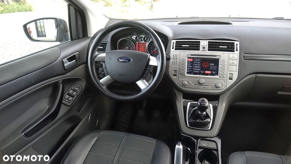 Ford Kuga - 29