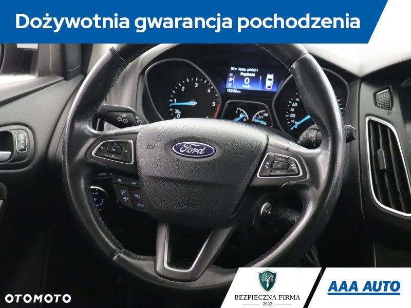 Ford Focus SW - 21