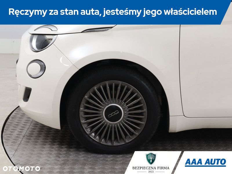 Fiat 500e - 17