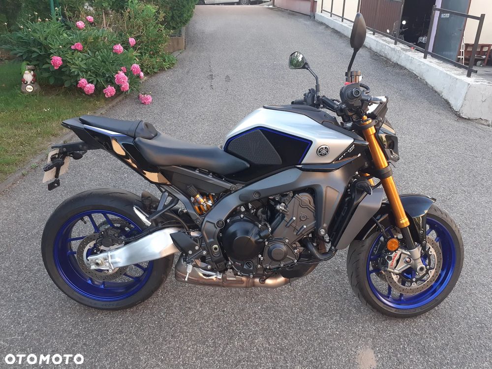 Yamaha MT - 33