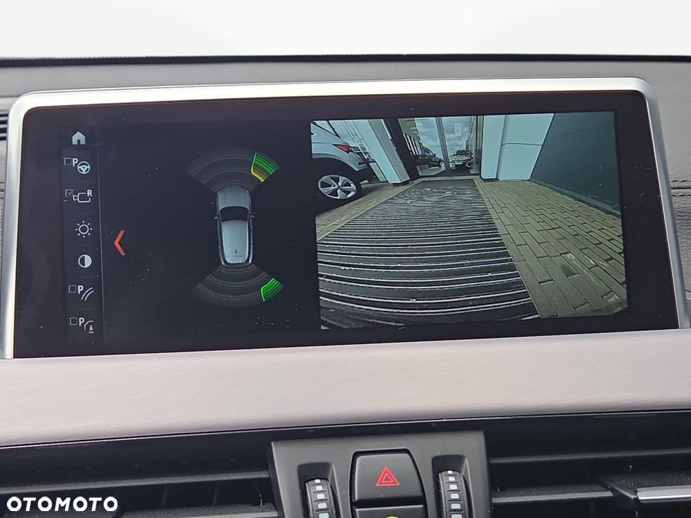 BMW X2 sDrive20i - 20