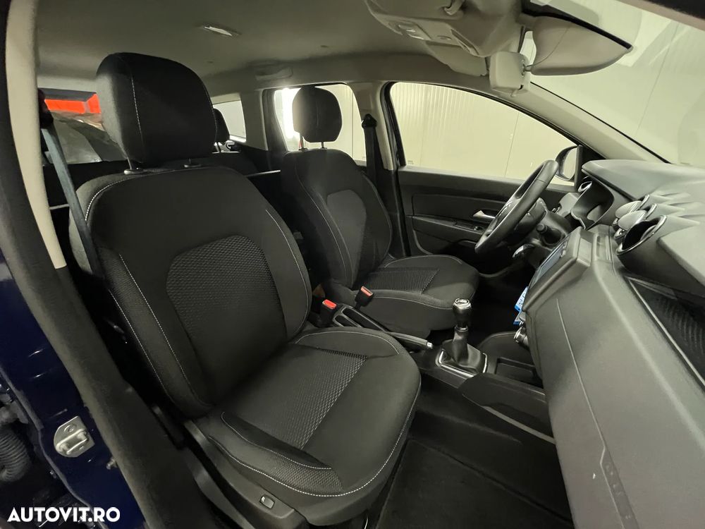 Dacia Duster 1.6 SCe Comfort - 11