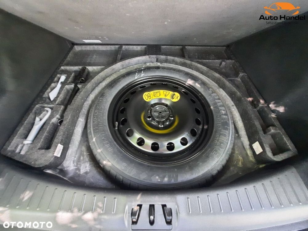 Ford Kuga 1.5 EcoBoost 2x4 Titanium - 16