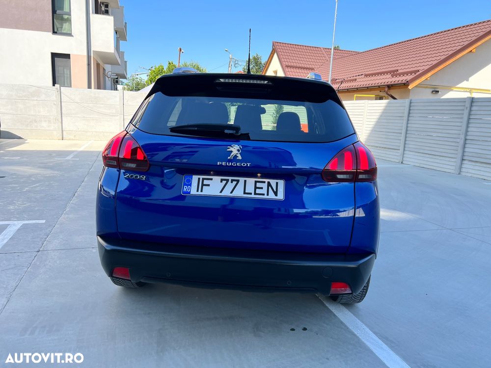 Peugeot 2008 PureTech 110 GPF Stop&Start EAT6 Signature - 7