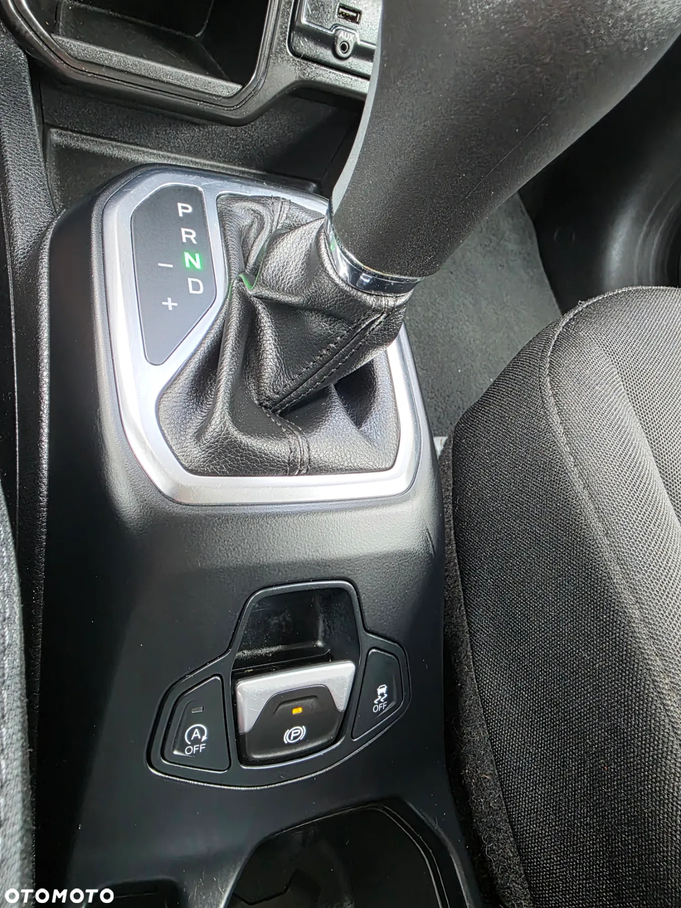 Jeep Renegade 1.6 MultiJet DSG Limited - 22