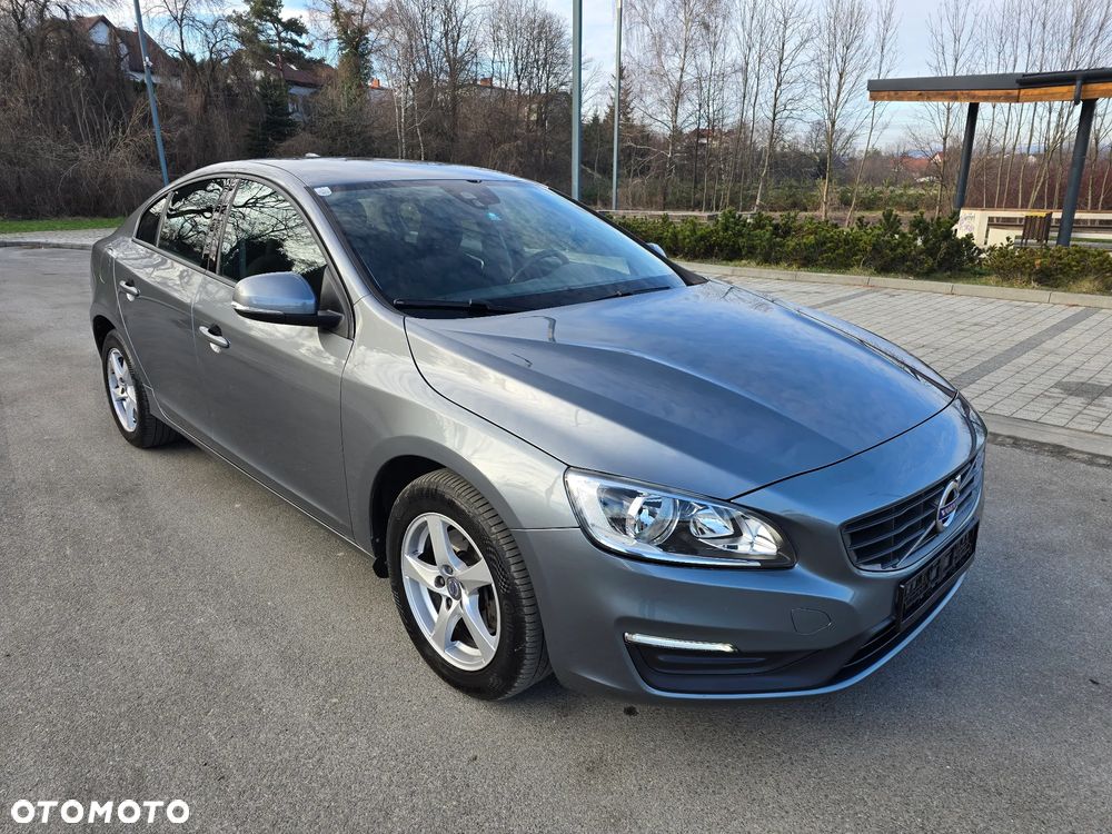 Volvo S60 D3 Geartronic RDesign - 31