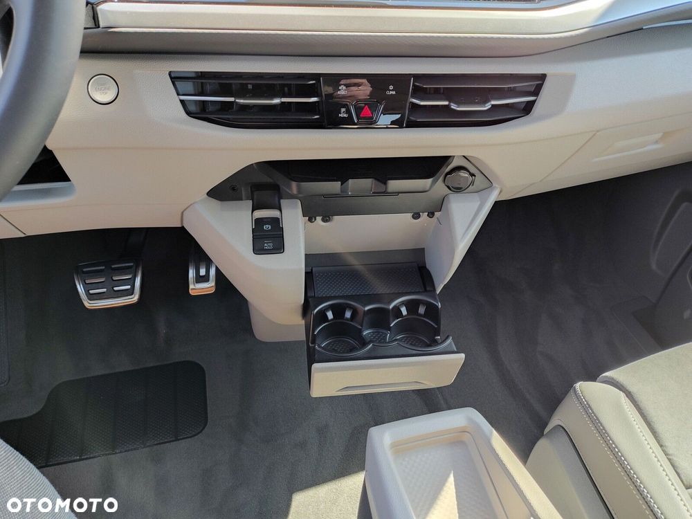 Volkswagen multivan Style L2; 2,0TDI SCR 110kW/150KM 7-bieg. DSG; r.o:3124 mm - 16