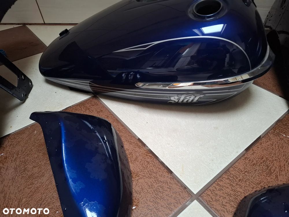 Yamaha raider xv1900 - 1