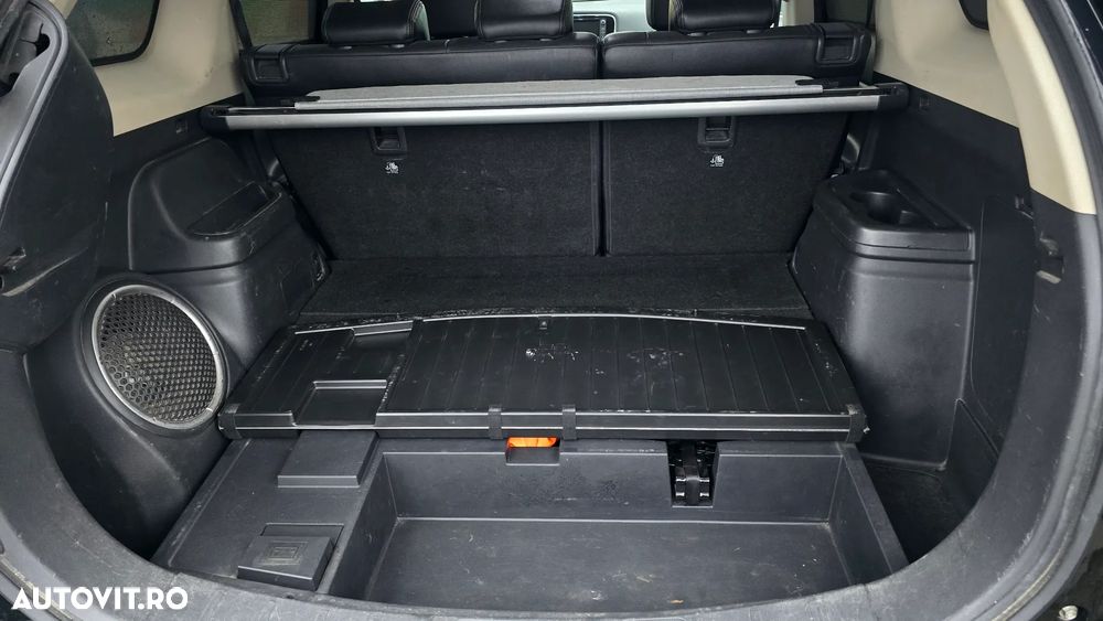 Mitsubishi Outlander 2.0 4WD Plug-In Hybrid Top - 13