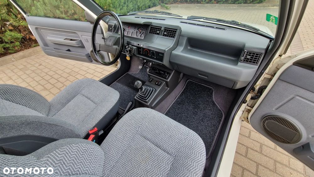 Renault 5 - 16