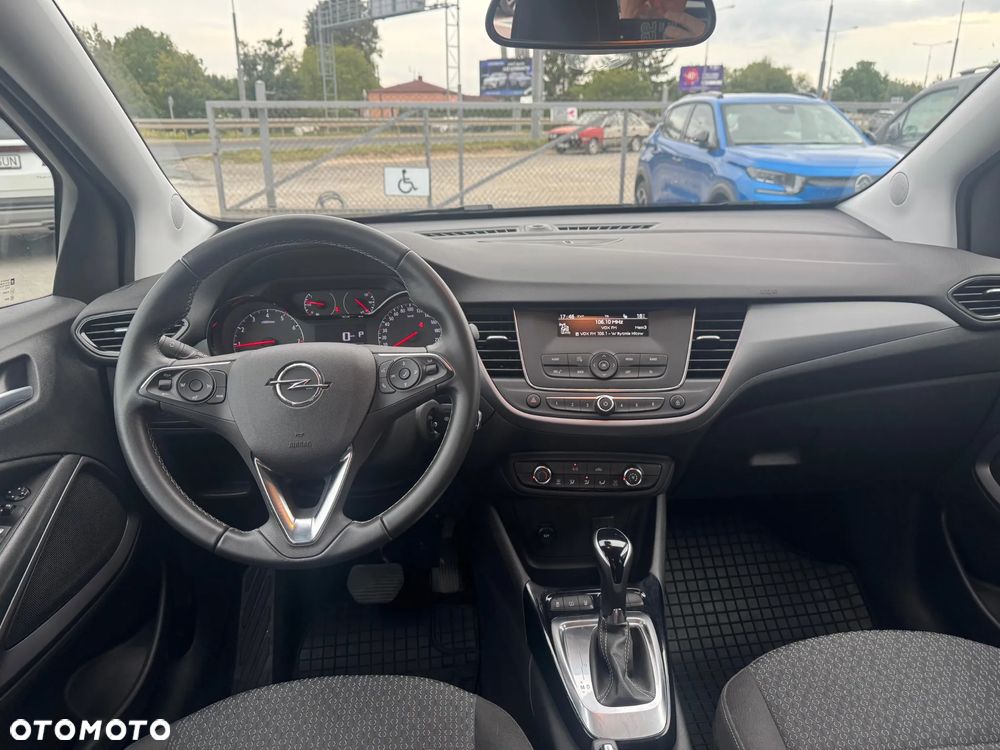 Opel Crossland X - 16