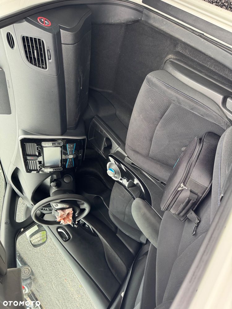 Nissan Leaf 30kWh Tekna - 8